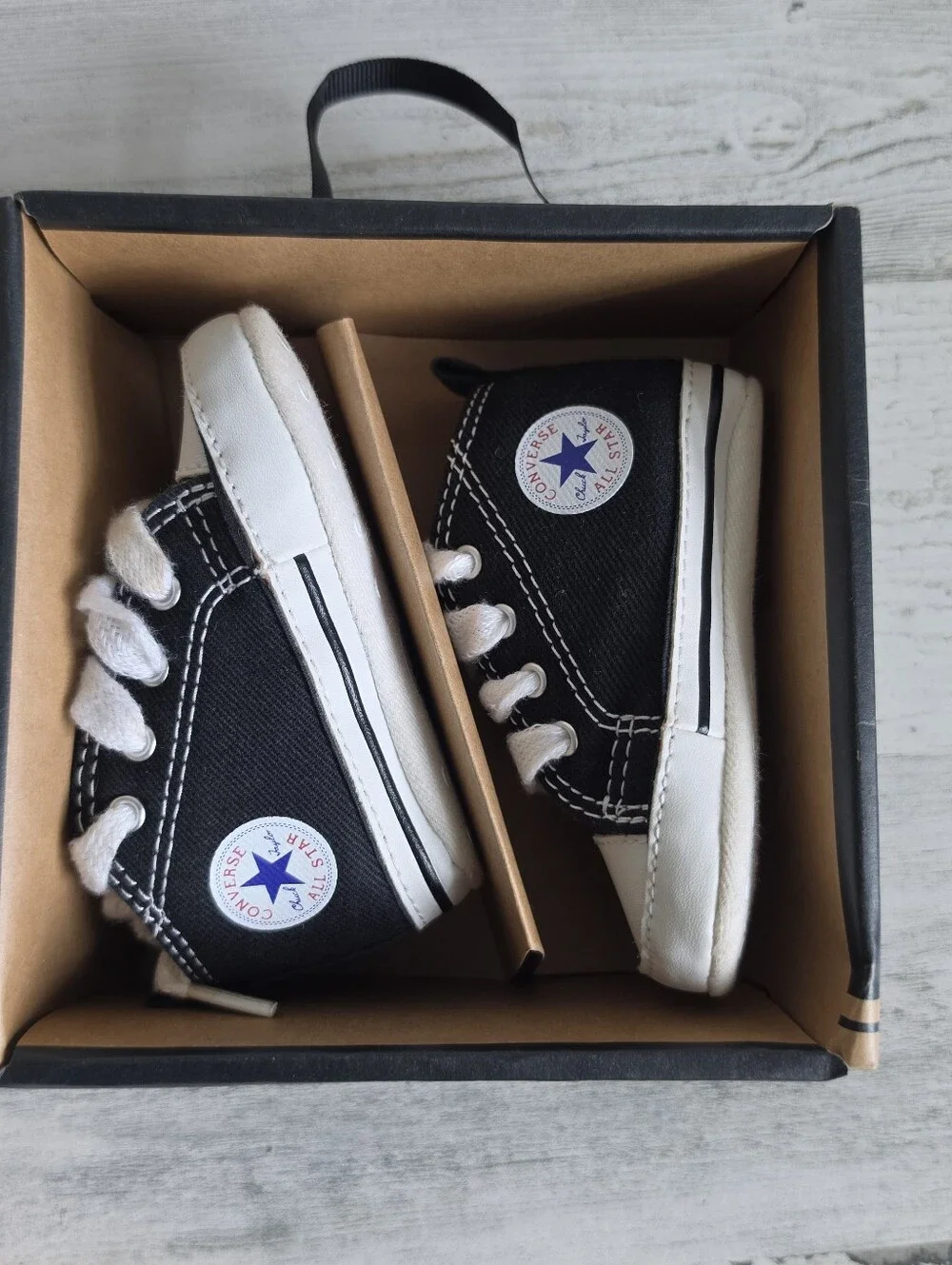Converse First Star Baby Crib Shoes Size 2 3-6M Black White Chuck Taylor w Box